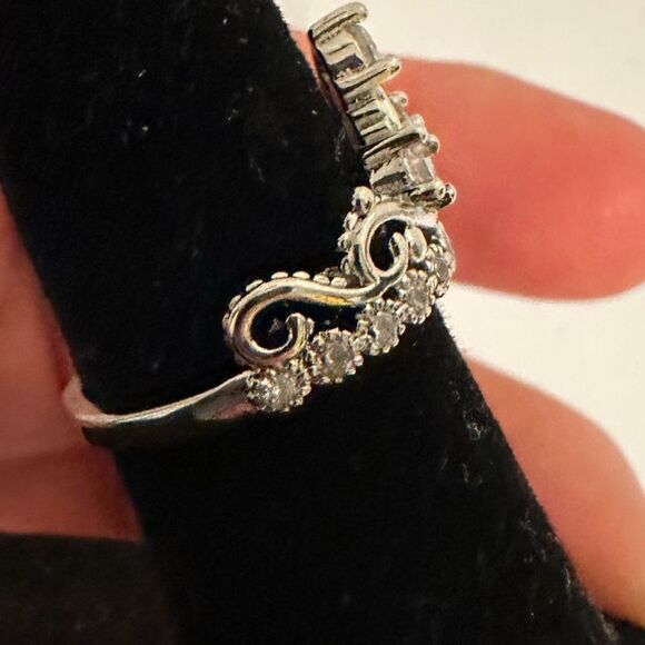 Sterling Silver Cubic Zirconia Ring Size 6 NWT - Picture 6 of 8